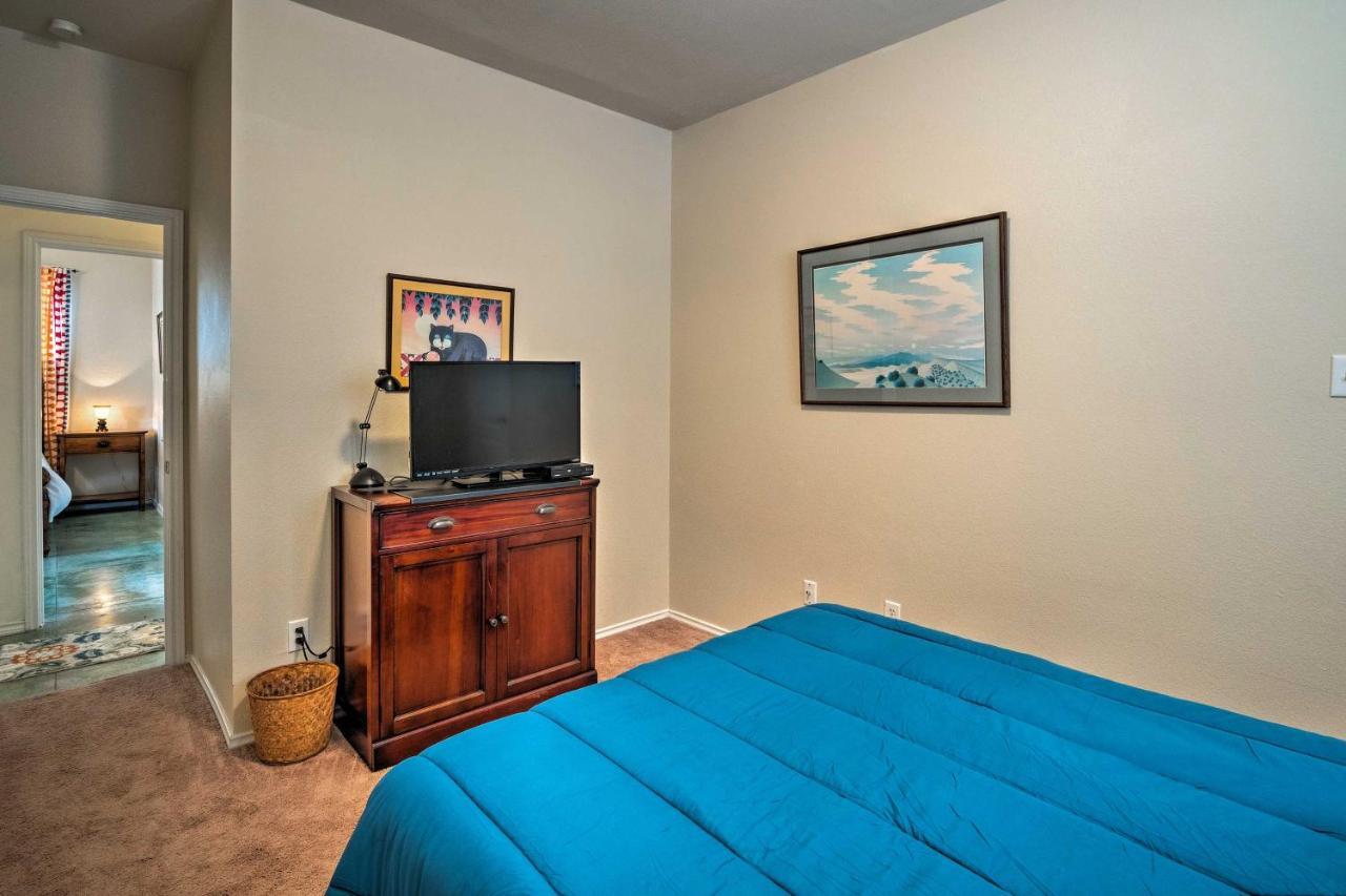 Austin Home With 2 Furnished Decks And Lake Views Dış mekan fotoğraf